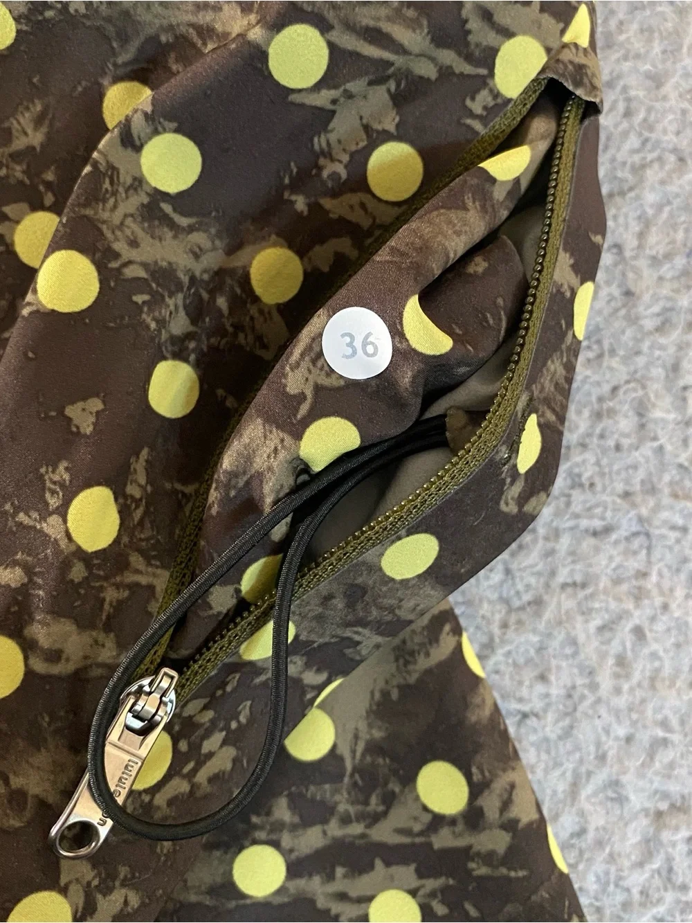 Lululemon Board Shorts Men's Size 36 Yellow Beach Swim Summer Surf Linerless EUC